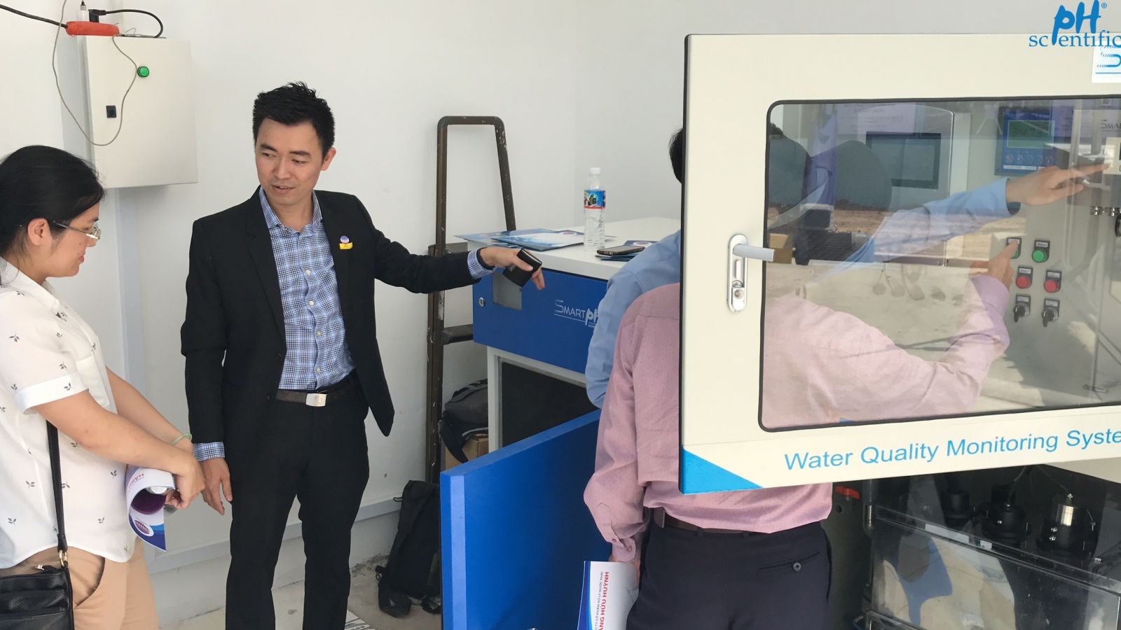 tram-quan-trac-nuoc-thai-tai-nha-may-XLNT-Song-than-2