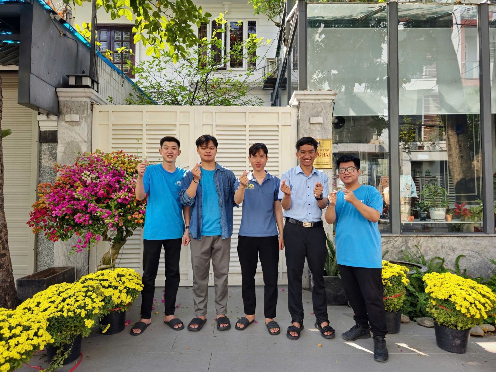 tan-nien-phuong-hai-2025-11