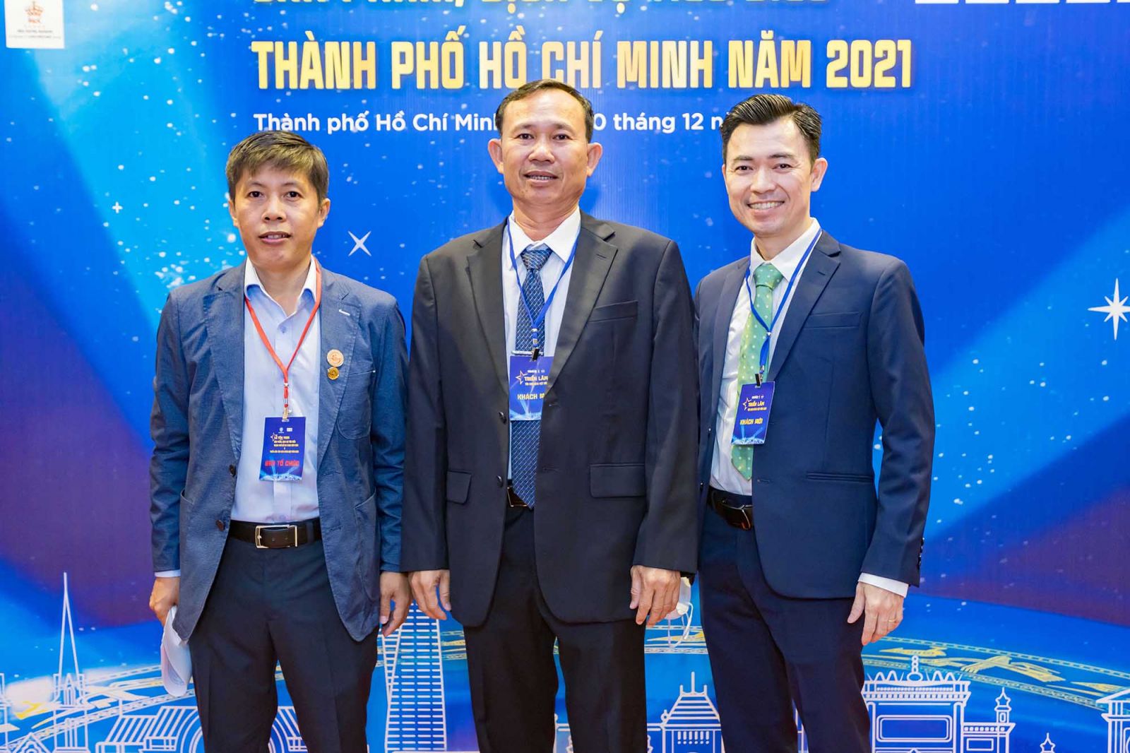 phuong-hai-duoc-vinh-danh-la-doanh-nghiep-co-san-pham-dich-vu-tieu-bieu