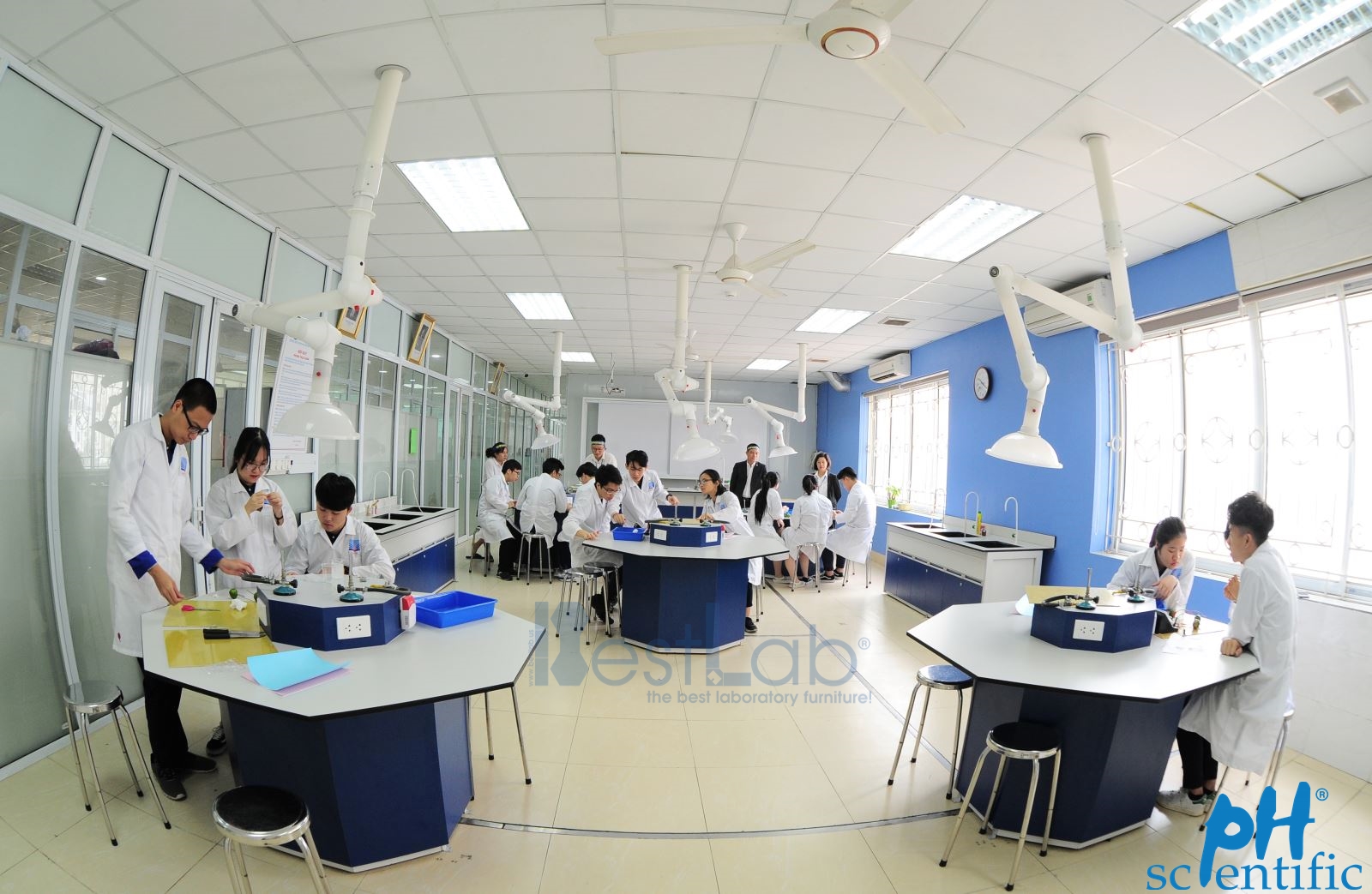 ban-ghe-phong-thi-nghiem-truong-hoc